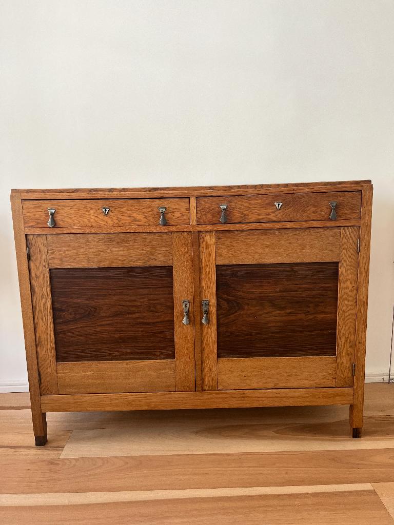 Buffetkast kast dressoir Amsterdamse school, Ophalen, Eikenhout, Minder dan 100 cm, 25 tot 50 cm