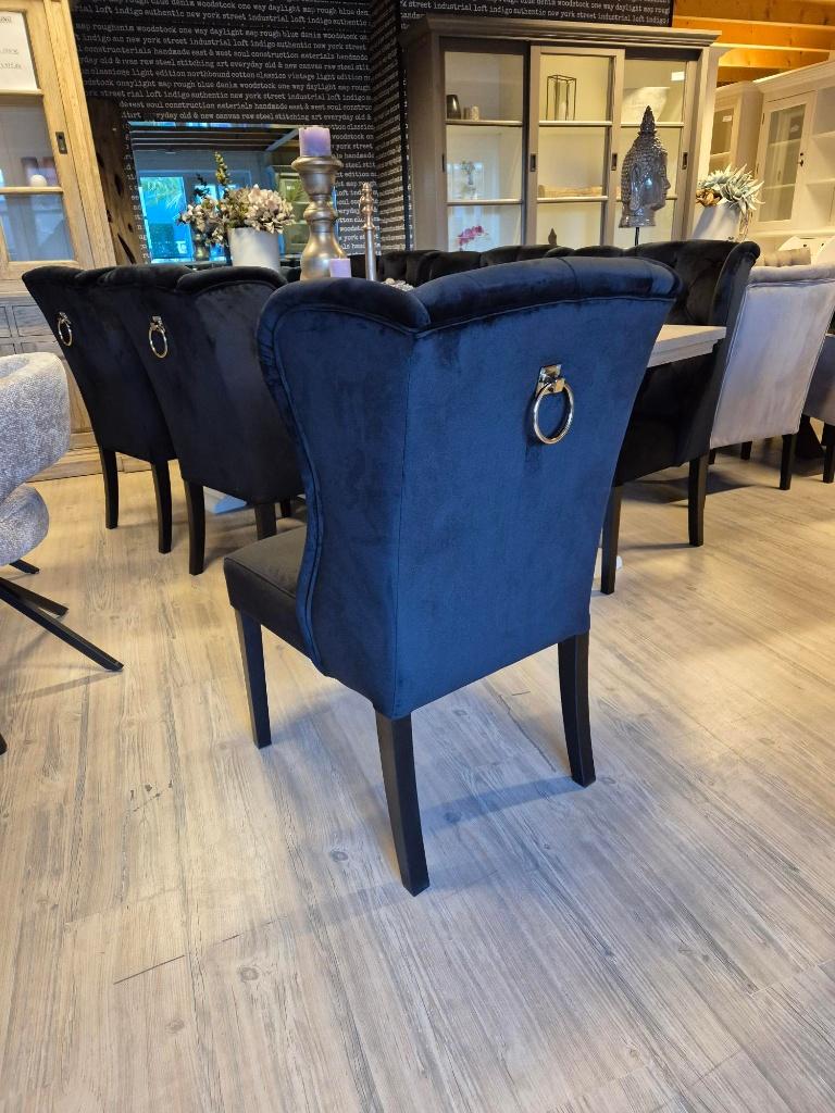 VOORRAAD 8 Landelijke Eetkamerstoelen Daisy Velvet Zwart (2), Zwart, Nieuw, Ophalen of Verzenden, Stof