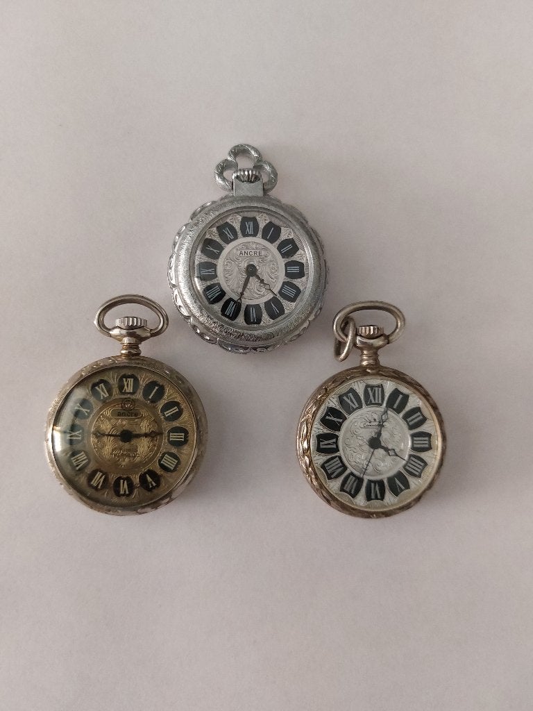Kleine Zakhorloges { Dames }, Ophalen