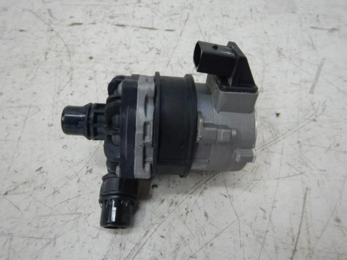 Extra waterpomp Mercedes A-Klasse (22729259), Ophalen of Verzenden, Gebruikt