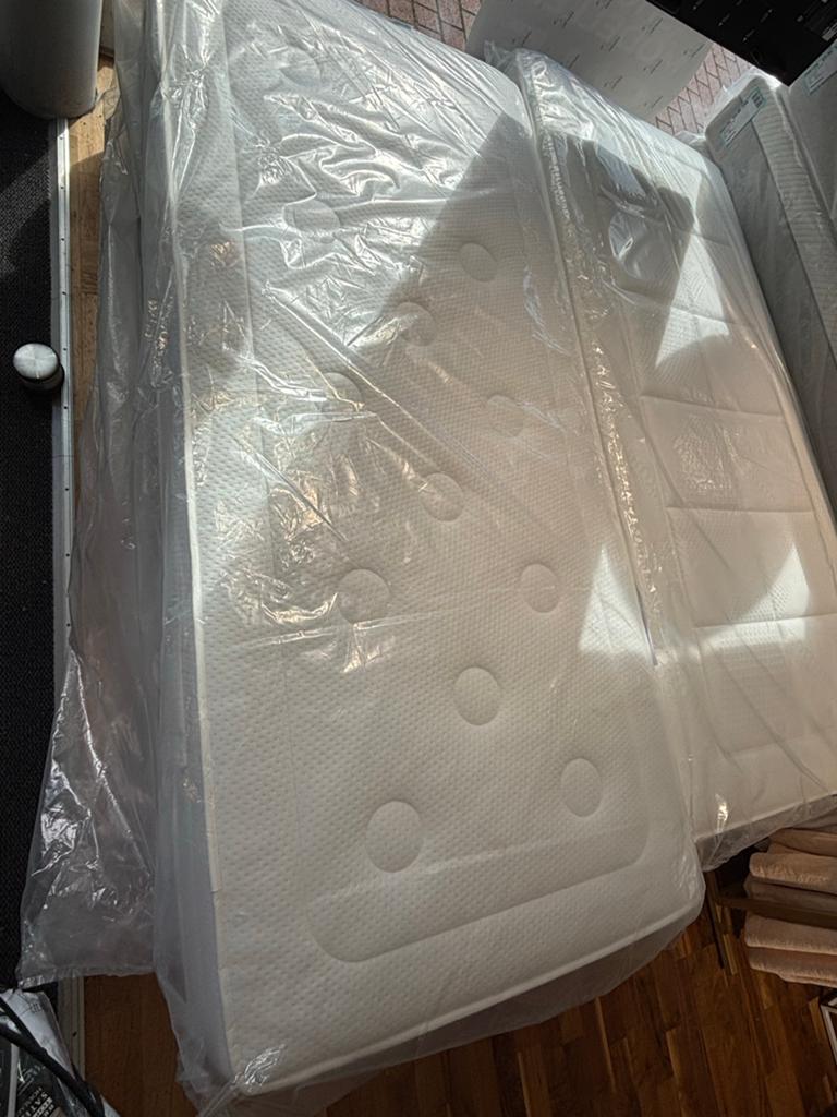 Eastborn GO Matras 90x200 cm - Stevig, 90 cm, Eenpersoons, Nieuw, Ophalen of Verzenden