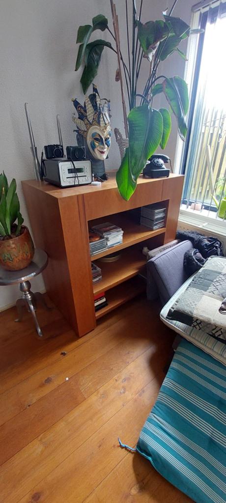 Hifi meubel...., Ophalen