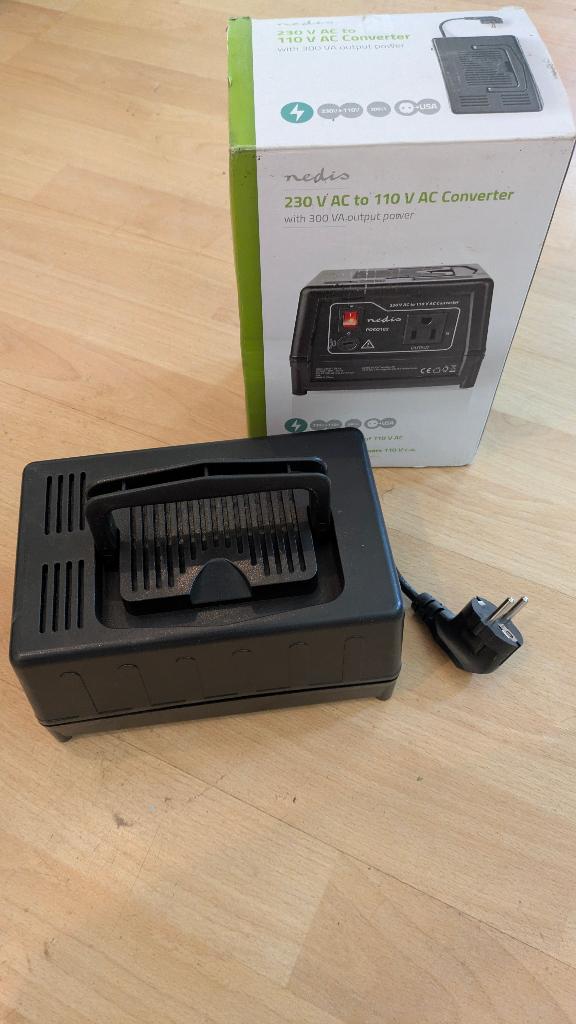 Nedis converter 230 naar 110, Ophalen of Verzenden, Nieuw, Overige typen