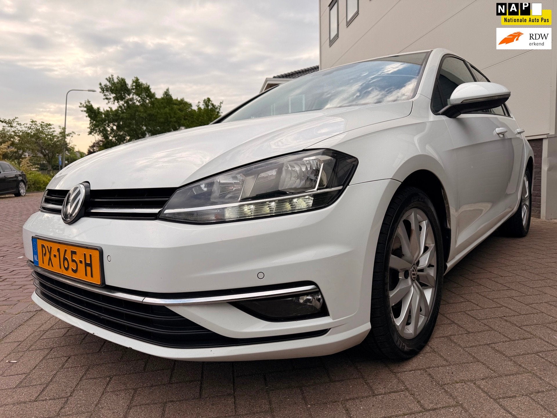 Volkswagen Golf 1.0 TSI 7,5 Comfortline/Automaat/Camera/Navi, Gebruikt, Euro 6, 620 kg, Origineel Nederlands