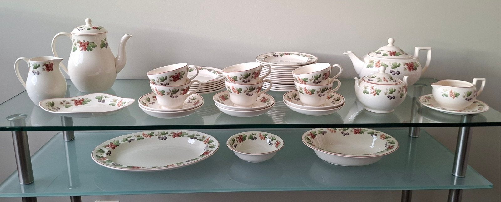 Wedgwood Provence ontbijt en koffie/gebak servies, Ophalen of Verzenden, Zo goed als nieuw, Compleet servies