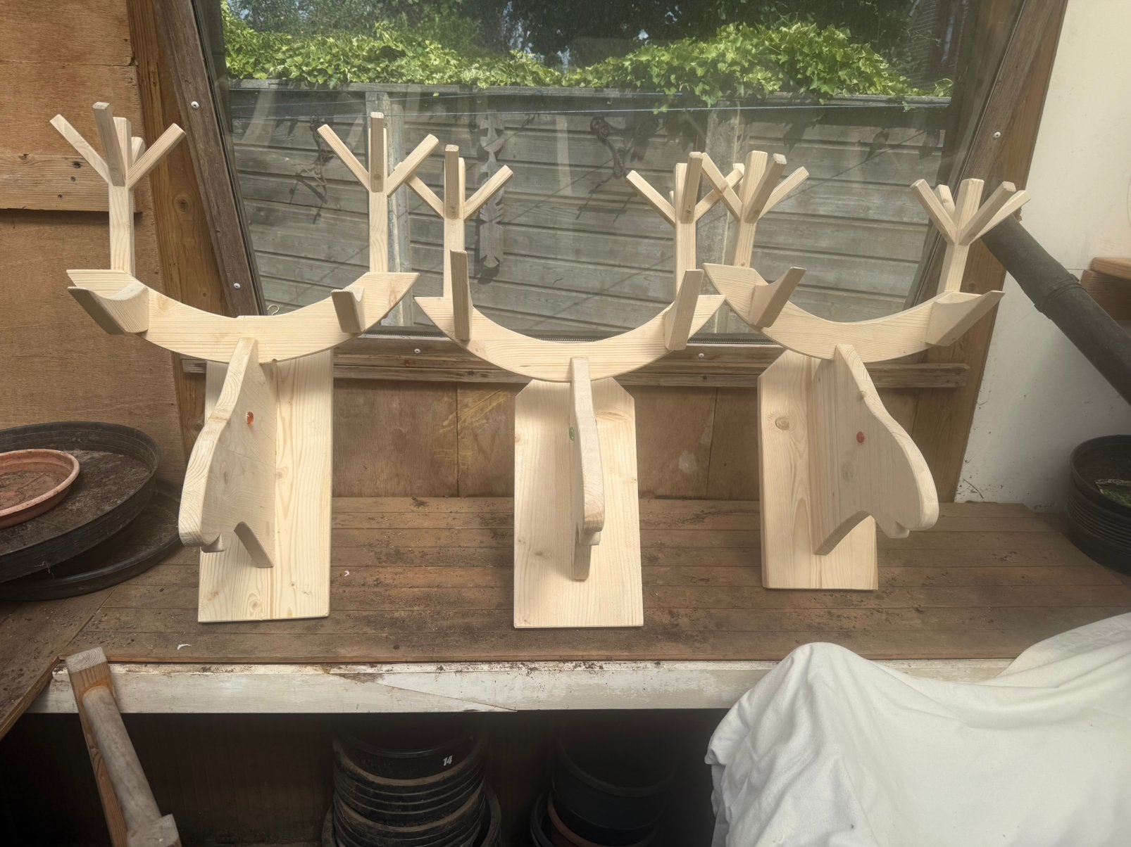 Eland gewei van hout, Ophalen, Zo goed als nieuw