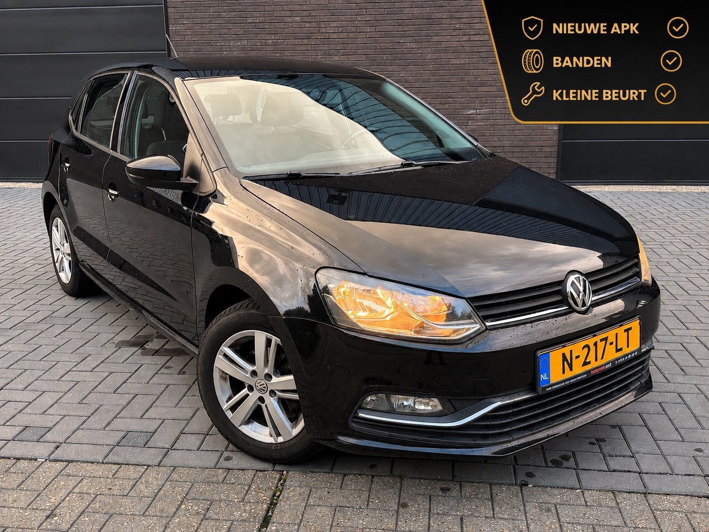 Volkswagen Polo 1.2 TSI 2014 Zwart 5DRS|AIRCO|NW APK|CRUISE, Auto's, Stof, 40 €/maand, Zwart, 4 cilinders