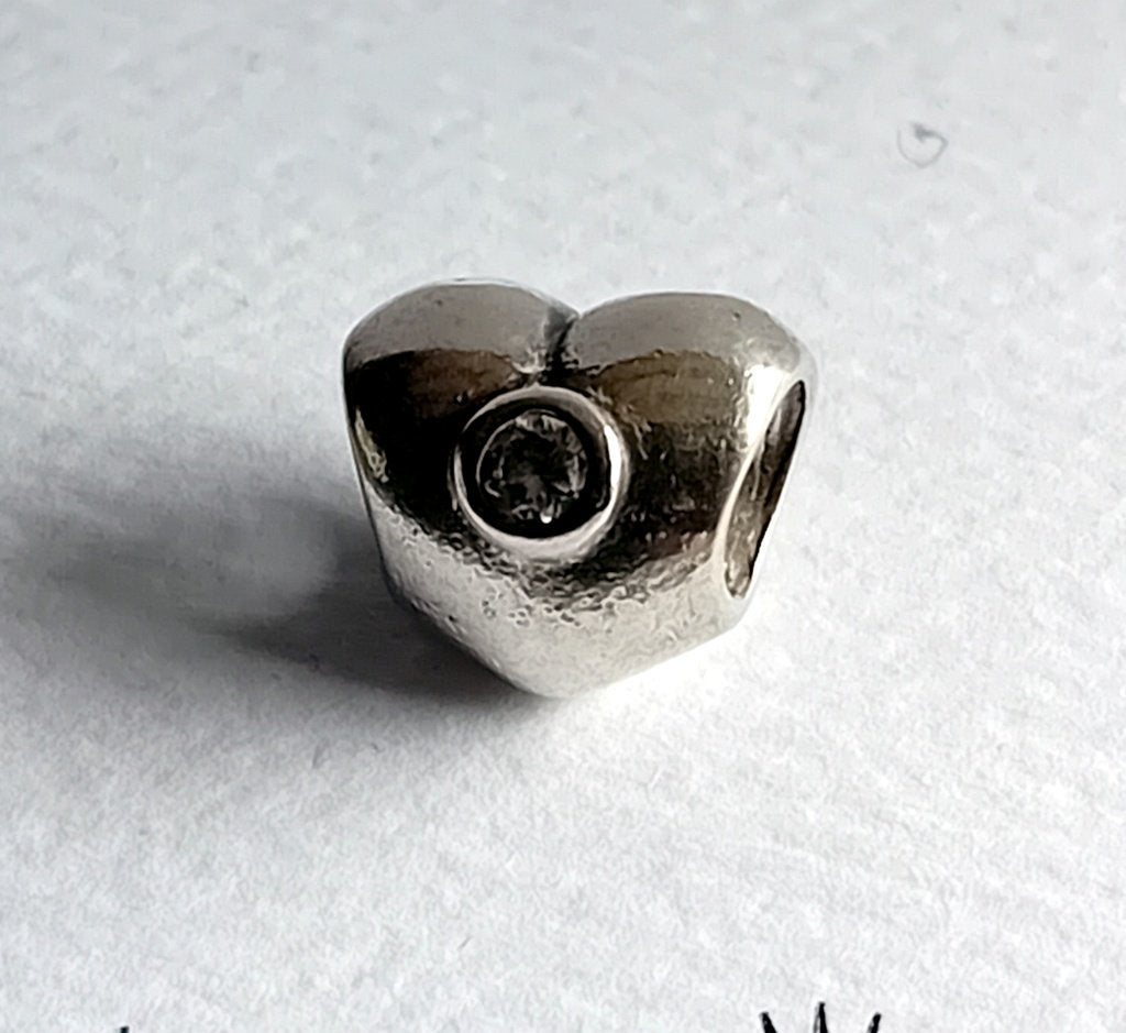 Nieuw aanbod; Zilveren Pandora Hartje met zirkonia, Pandora, Ophalen of Verzenden, Zo goed als nieuw, 1 bedel