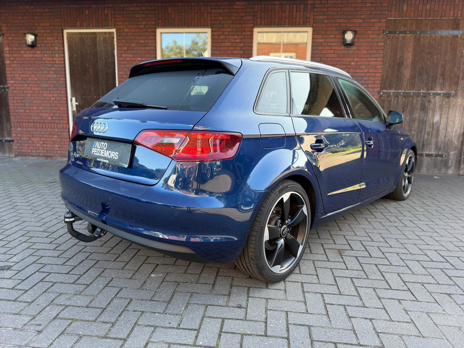 Audi A3 SPORTBACK 1.4 TFSI S- Line | Pano| Trekhaak| Bi- Xen, Gebruikt, 4 cilinders, 150 pk, Leder en Stof