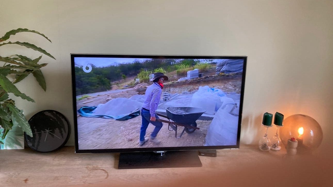 Samsung UE40ES5500W LED TV -uitstekende staat, Ophalen, LED, 50 Hz, Zo goed als nieuw