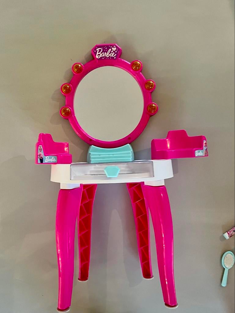 Barbie Kaptafel Roze Make-up Tafel met Accessoires, Ophalen, Zo goed als nieuw, Barbie