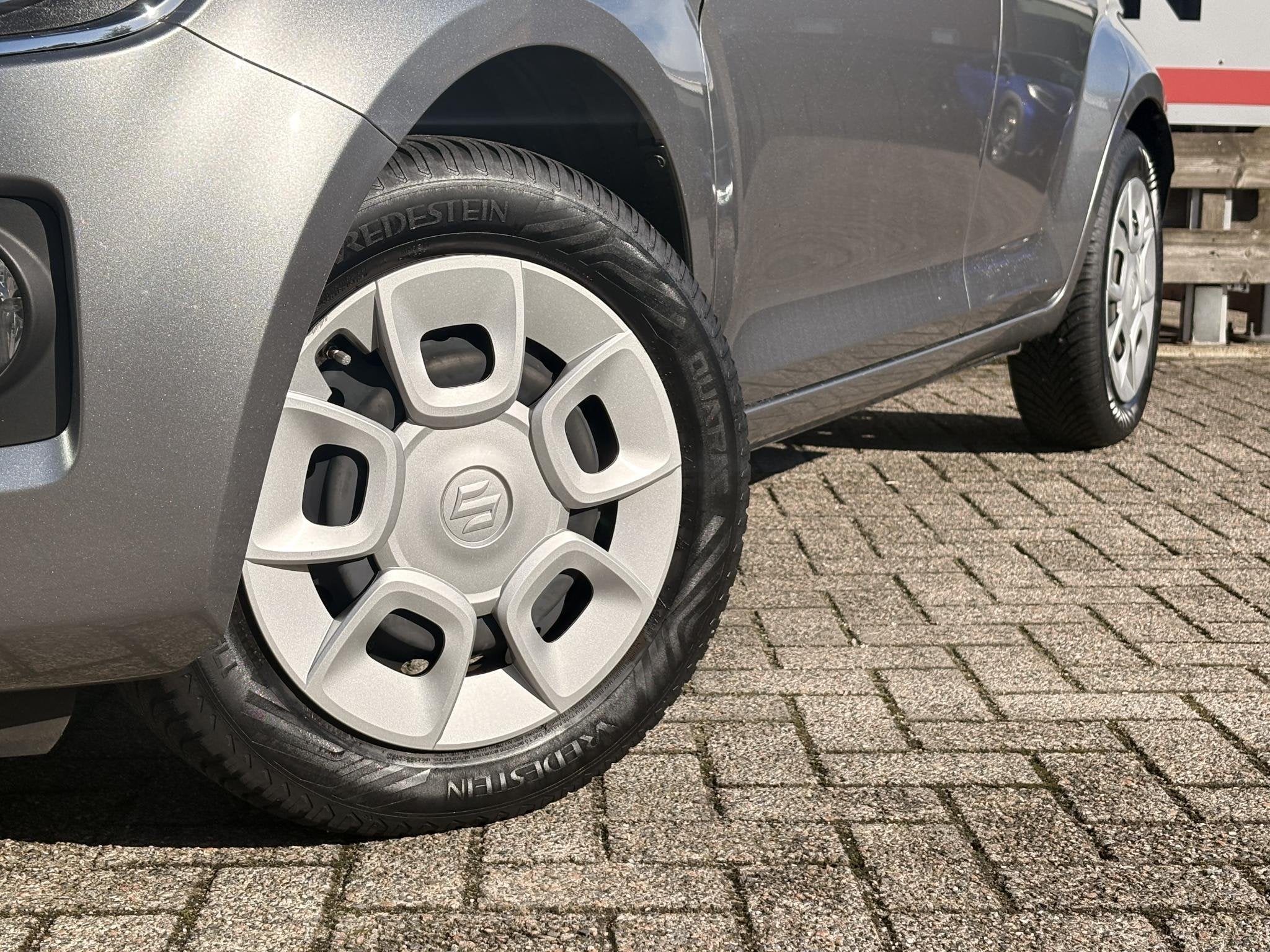 Suzuki Ignis 1.2 Smart Hybrid Comfort Airco | Elektrische Ra, Voorwielaandrijving, 83 pk, Stof, Gebruikt