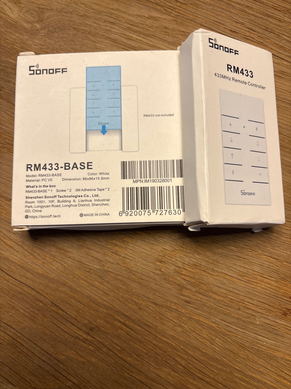 Sonoff RM433-BASE (houder) en RM433 433MHz afstandsbediening, Ophalen of Verzenden, Nieuw, Overige merken, Schakelaar