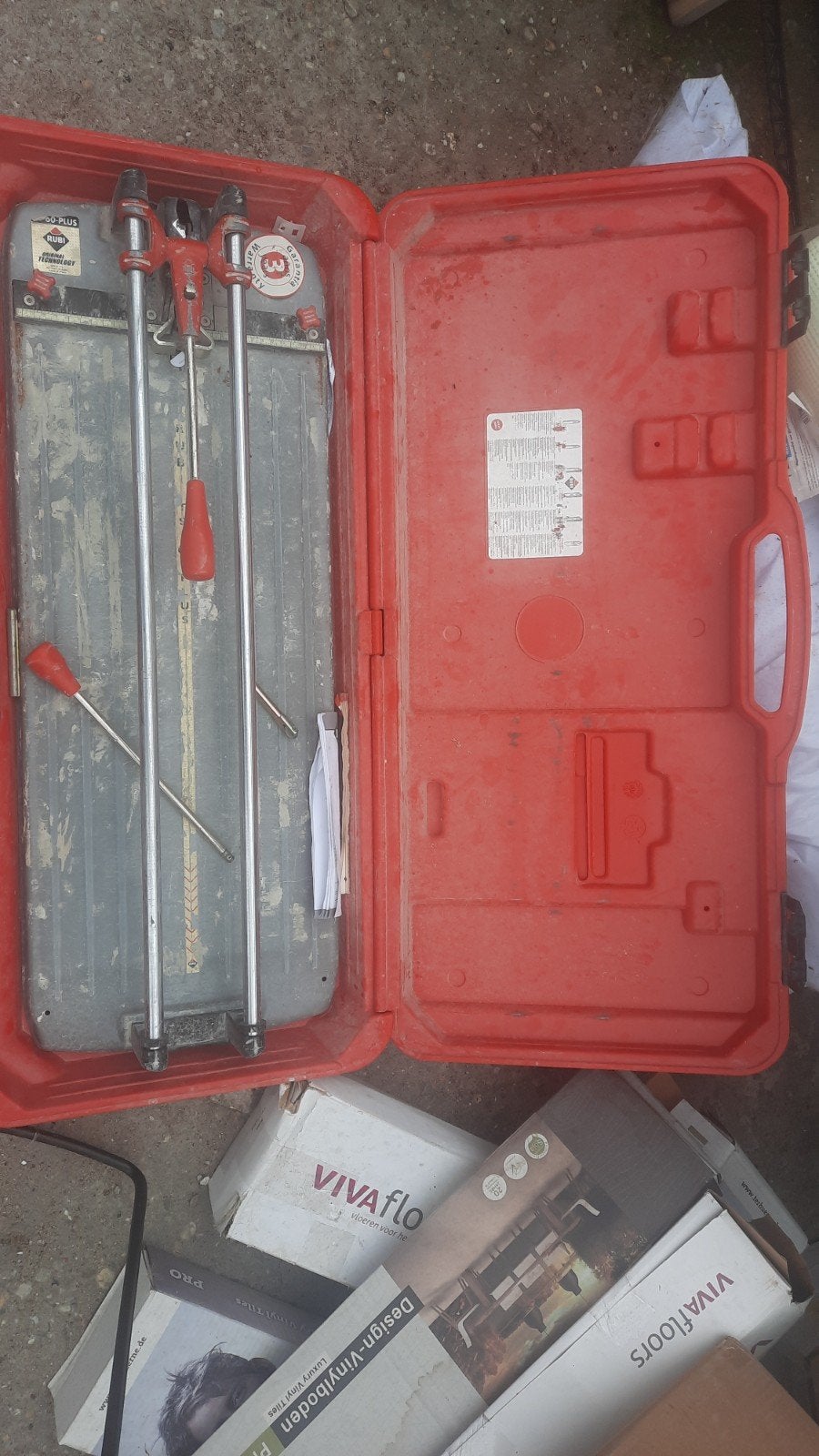 Rubi tegelzaagmachine - Gebruikt maar functioneel, Ophalen of Verzenden, Gebruikt