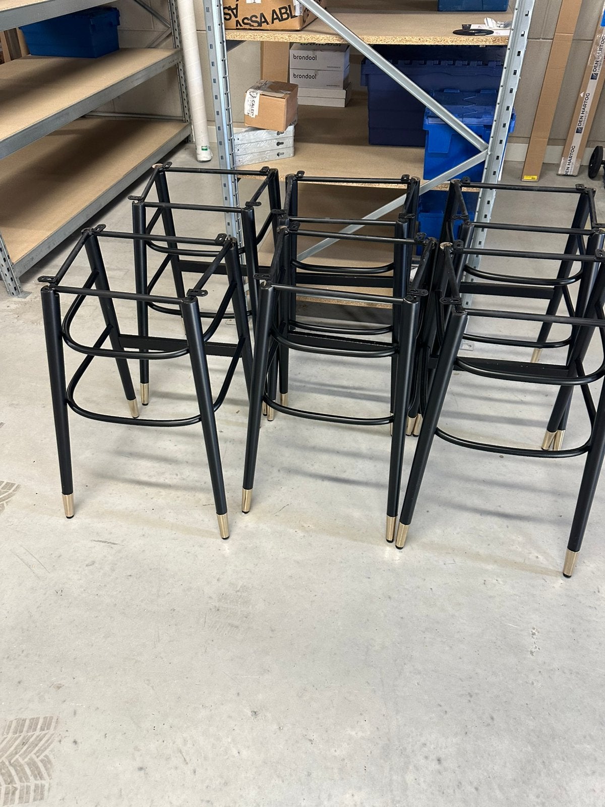 6 stuks onderstel voor barkruk, Huis en Inrichting, Barkrukken, Ophalen, Zo goed als nieuw, 60 tot 90 cm