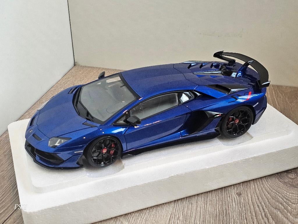 Lamborghini Aventador SVJ, metallic blauw, AutoArt 79174., Ophalen of Verzenden, Zo goed als nieuw, Auto, Autoart