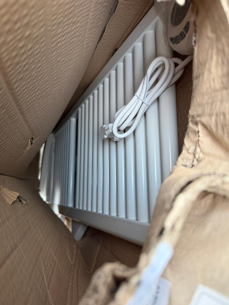 Nieuwe Claudia elektrische handdoekradiator 400x1190mm, Huis en Inrichting, Ophalen of Verzenden, Nieuw, Elektrisch