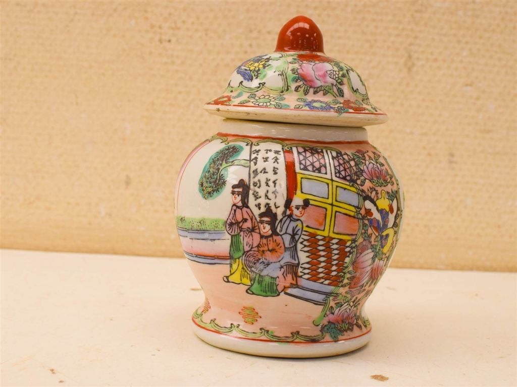Chinese Porseleinen Gemberpot 51928, Gebruikt, Ophalen of Verzenden, Bord(en), Overige stijlen