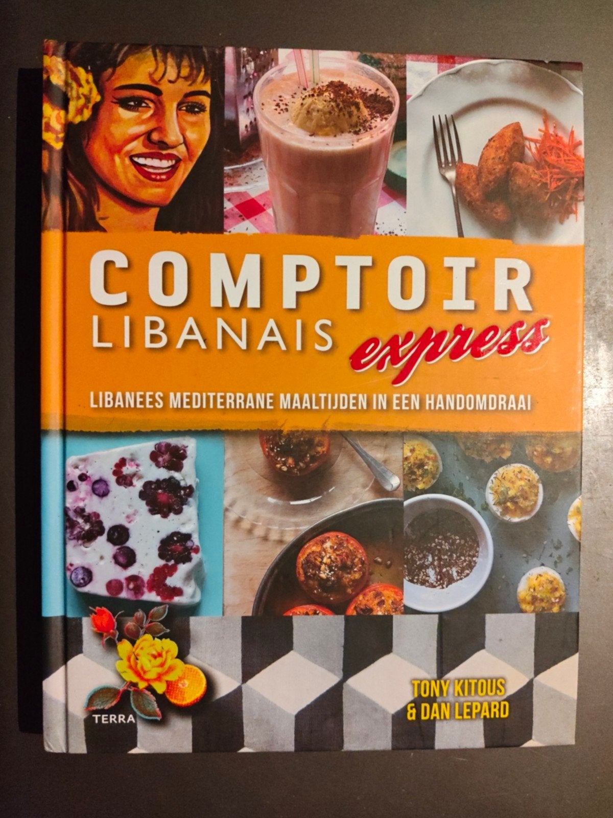Comptoir Libanais Express - Maaltijden in een handomdraai, Boeken, Ophalen of Verzenden, Zo goed als nieuw, Midden-Oosten en Marokko