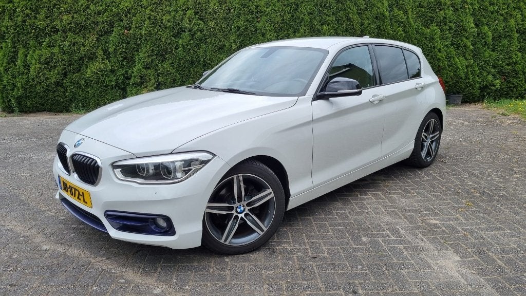 BMW 1-Serie 116d EDE 116pk 2016 Wit, Auto's, 1-Serie, Achterwielaandrijving, Navigatiesysteem, Wit