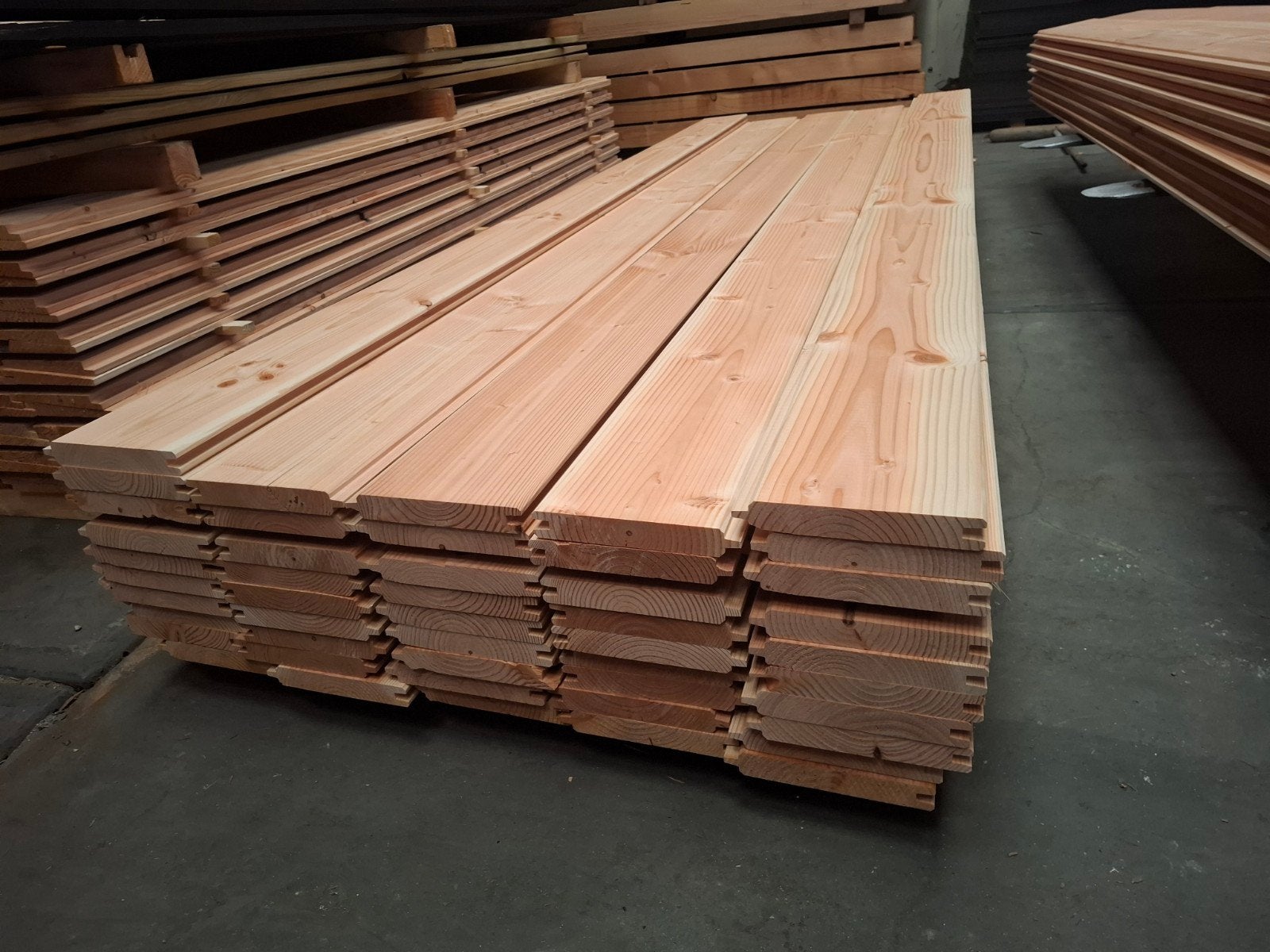partij 47 stuks blokhut profielen 3 m douglas bezorgen mogel, Ophalen, Nieuw, 250 cm of meer, Planken