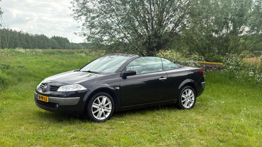 Renault Mégane 2.0 16V Cabrio 2004 Zwart, Voorwielaandrijving, 1998 cc, Parkeersensor, 4 cilinders