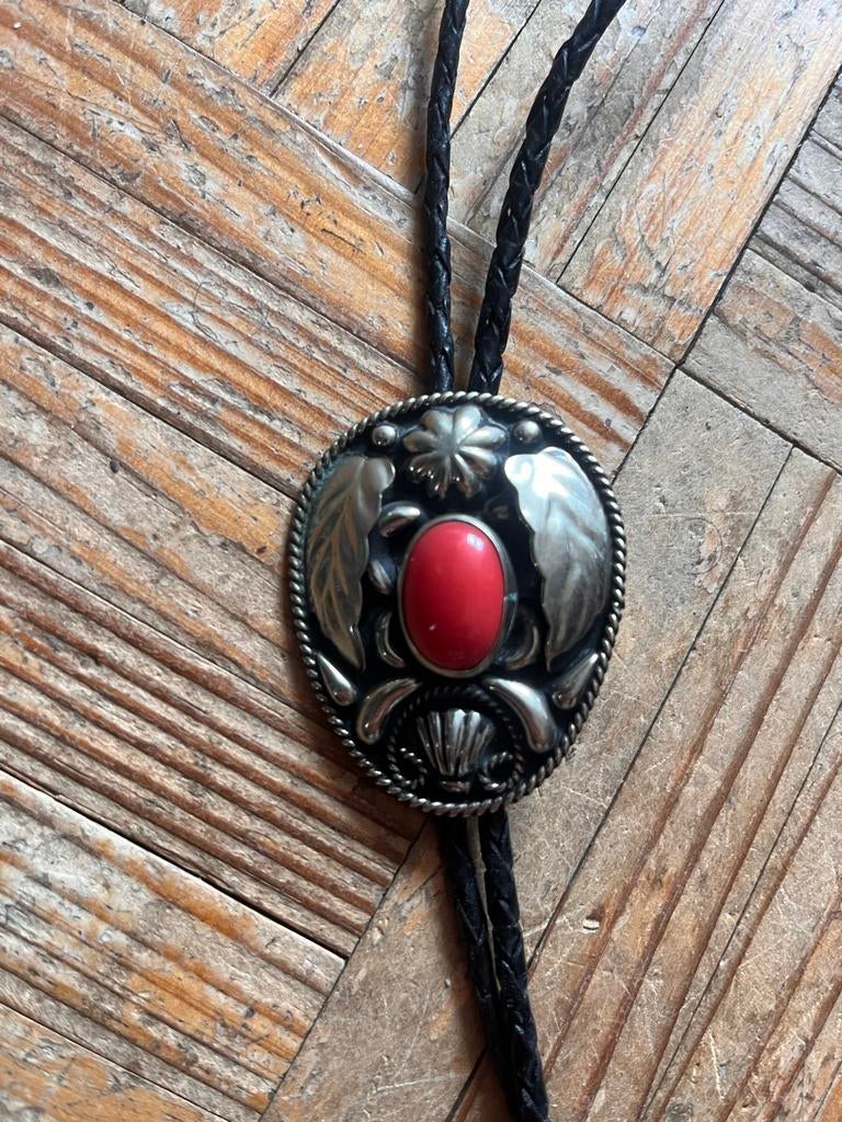 Vintage Zilveren Bolo Tie met Rood Koraal, Ophalen of Verzenden, Zo goed als nieuw