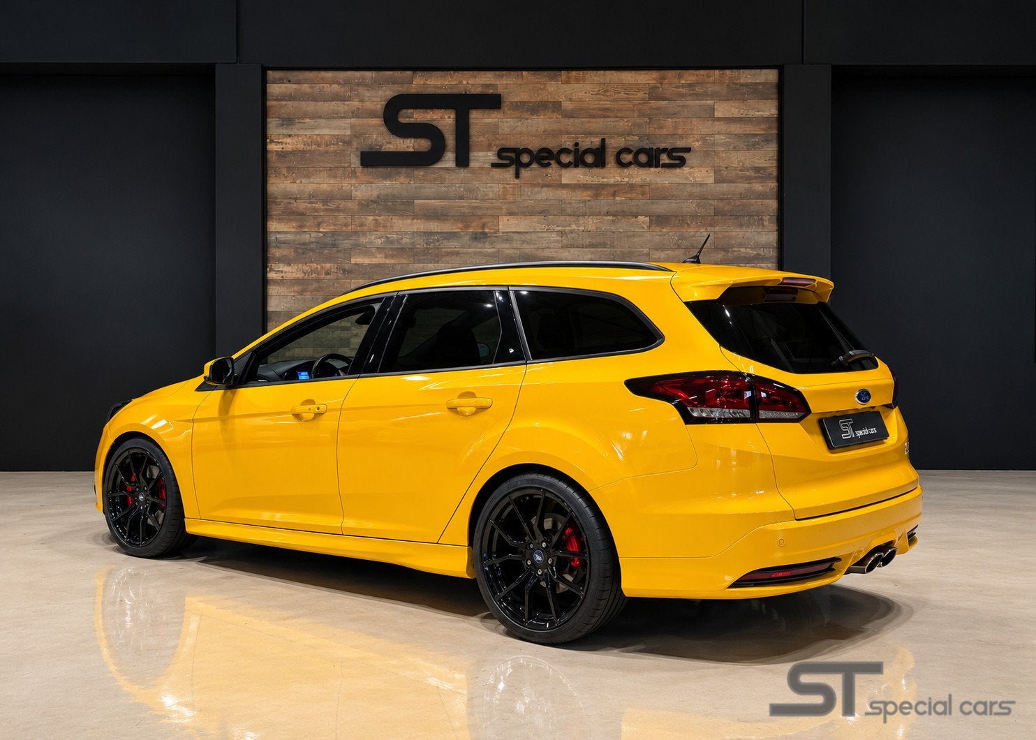 Ford Focus Wagon 2.0 EcoBoost ST-3|Super netjes, Auto's, Euro 5, Gebruikt, Zwart, Met garantie (alle)