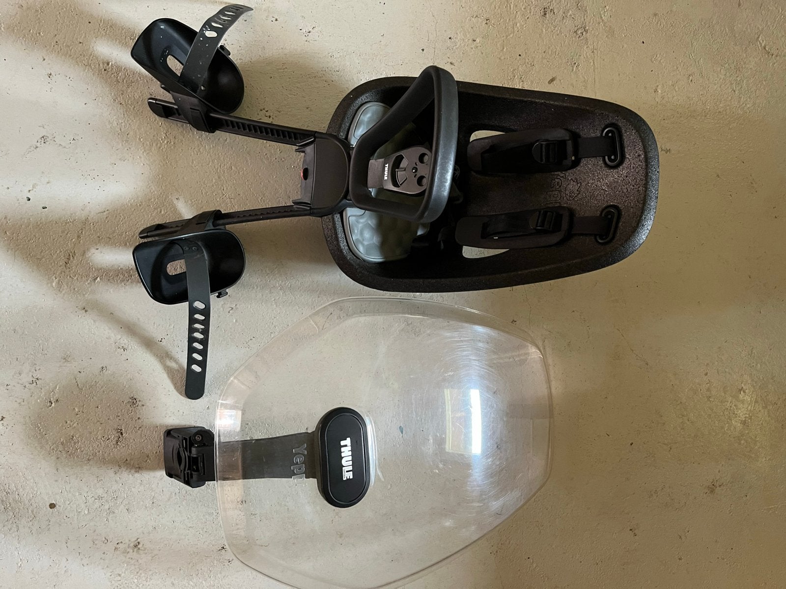 Thule Yepp Mini voorzitje met windscherm, Ophalen, Voorzitje, 0 t/m 13 kg, Gebruikt