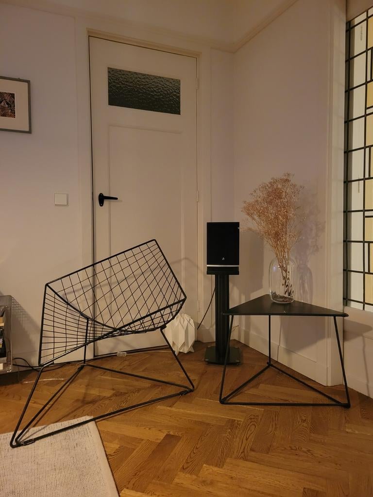 IKEA Oti stoel met kussen en bijzettafel, Ophalen of Verzenden, Wit, Eén