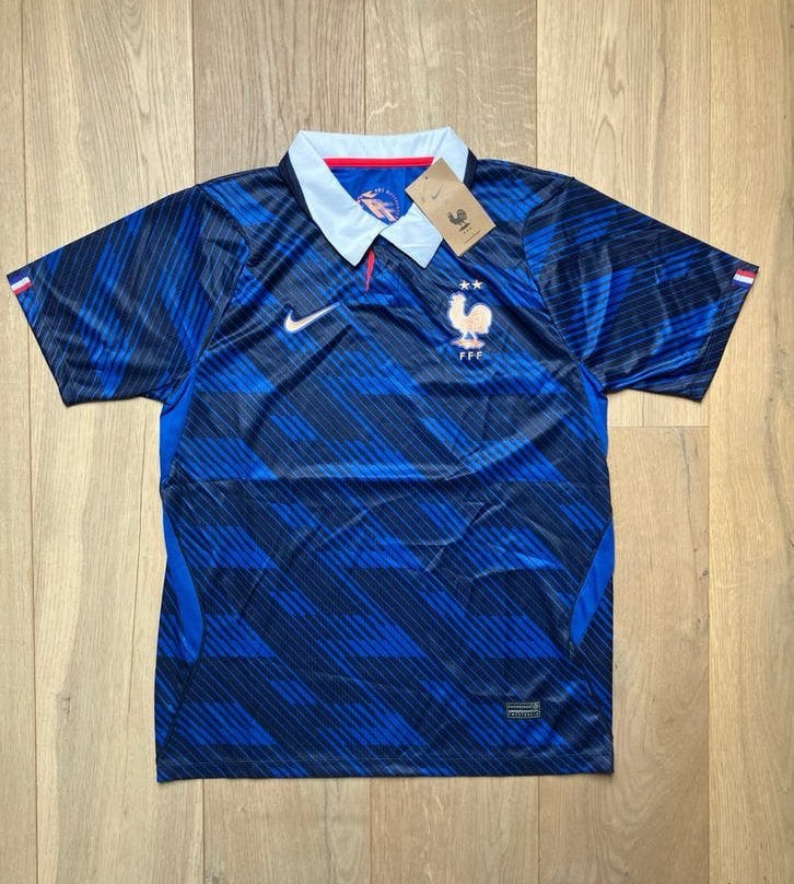 Frankrijk WK Voetbalshirt – Maat S | Nieuw met tags, Ophalen of Verzenden, Zo goed als nieuw, Shirt
