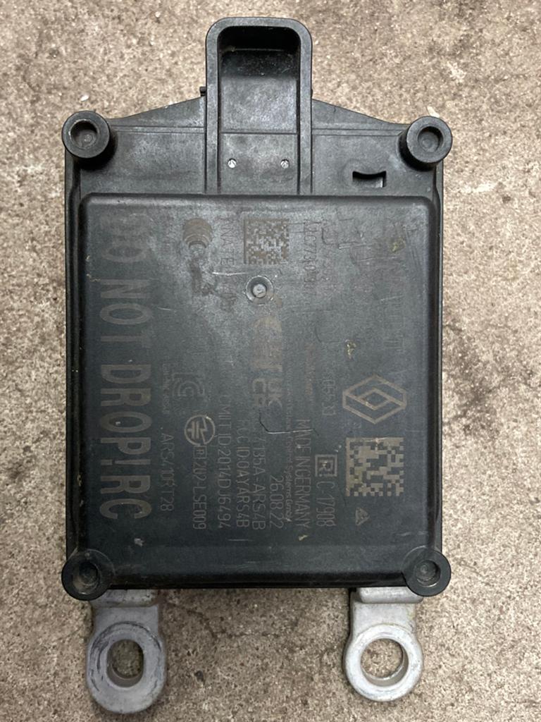 ACC Sensor (radar) Renault Captur 1.6 OE nummer 284473987R