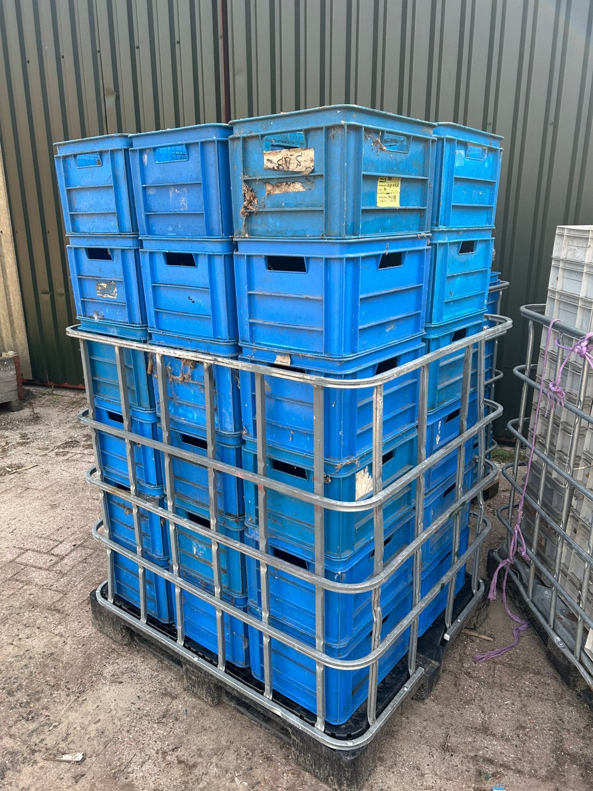 Grote partij kunststof magazijnbakken – ruim 150 stuks, Ophalen of Verzenden, Zo goed als nieuw, Krat, Minder dan 35 cm