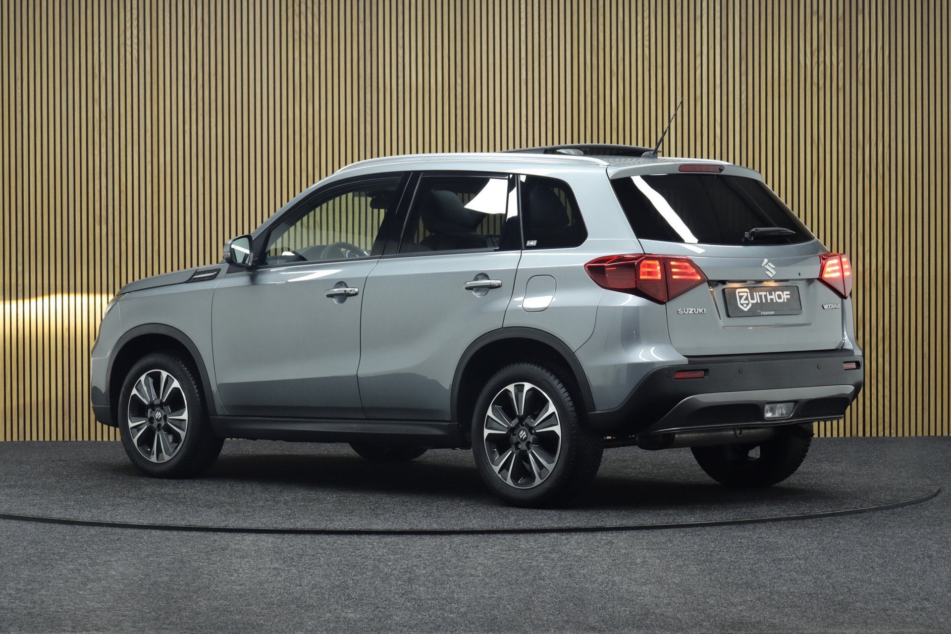 Suzuki Vitara 1.0 Boosterjet Stijl | Leder-Alcantara | Elek., Auto's, Gebruikt, 400 kg, Handgeschakeld, 19 km/l