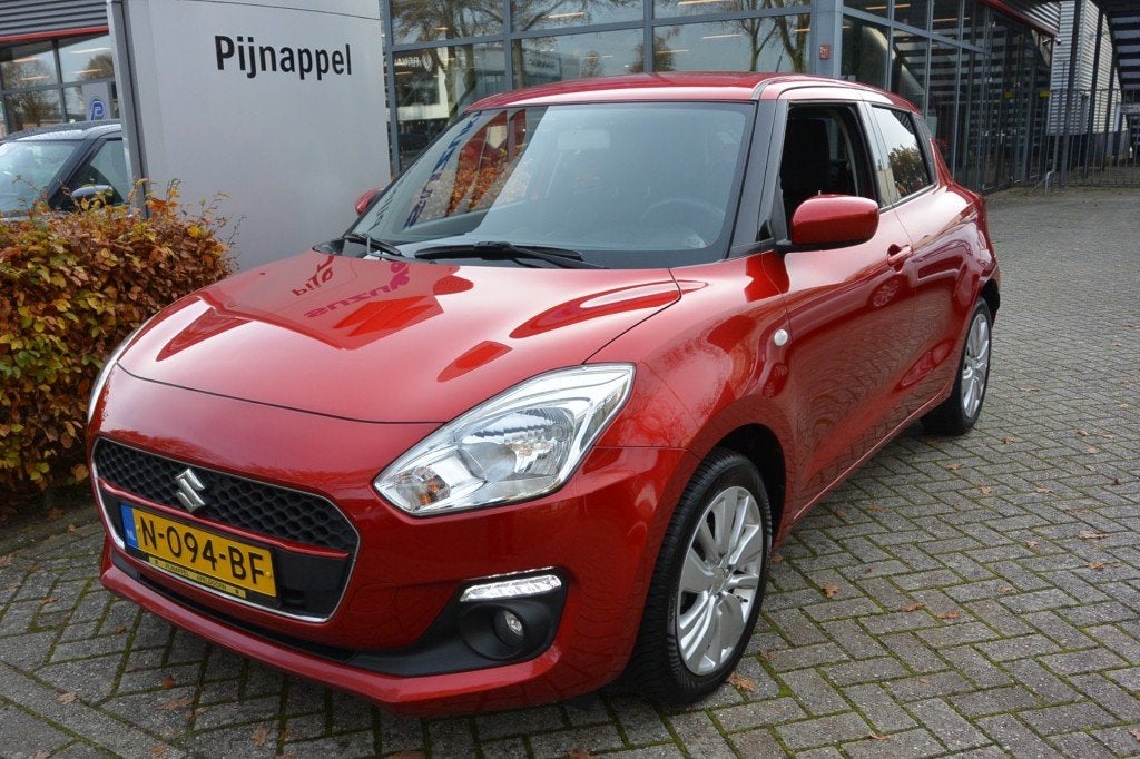 Suzuki SWIFT 1.0 Select Turbo Boosterjet 5-deurs Allseason b, Auto's, Voorwielaandrijving, Gebruikt, Euro 6, 400 kg