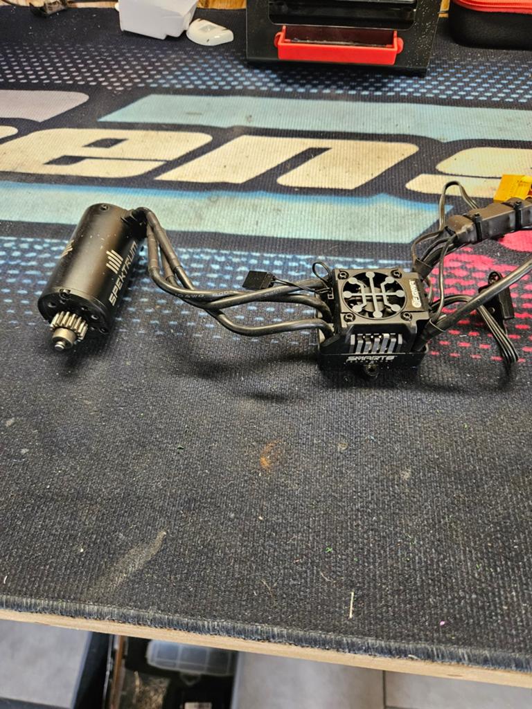 Spektrum 150A esc. Spektrum 2050kv motor., Ophalen of Verzenden, Elektro, Onderdeel