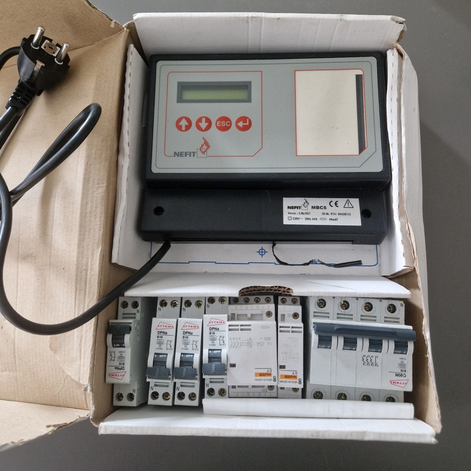 Nefit Multiple Boiler Control (MBC) voor cascade regeling, Ophalen of Verzenden, Zo goed als nieuw, Overige merken, Overige typen