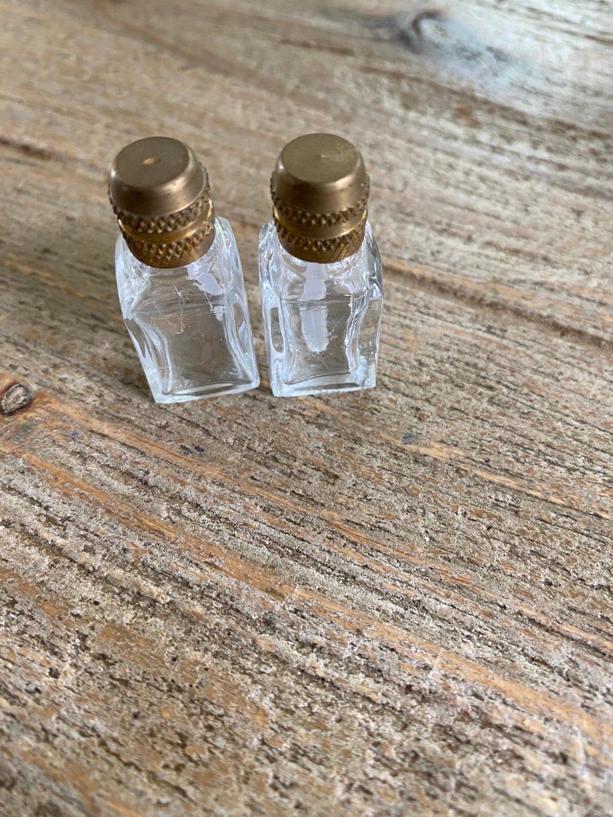 Vintage mini parfumflesjes twee stuks, Ophalen of Verzenden