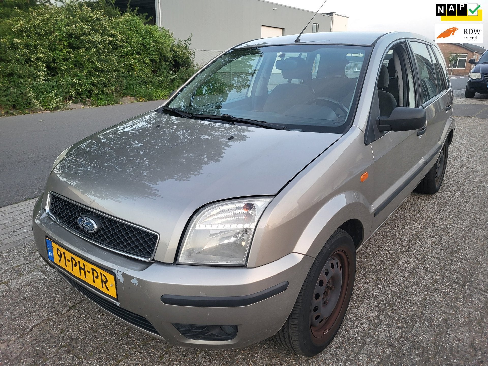 Ford Fusion 1.4-16V Ghia APK 31-1-2027 AIRCO 650,-, Auto's, Origineel Nederlands, Bedrijf, Handgeschakeld, 500 kg