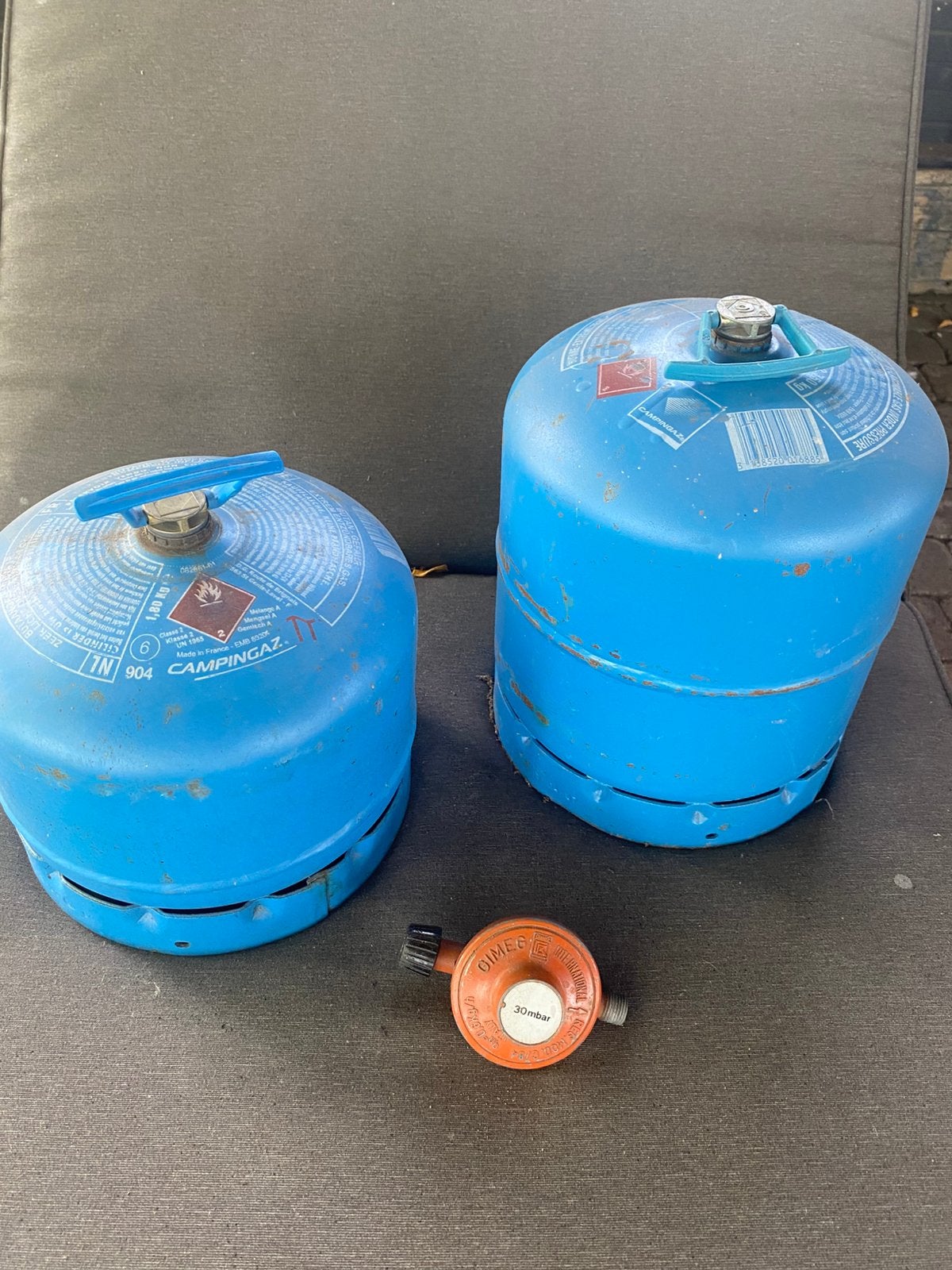 2 x Campingaz gasfles + reduceer, Ophalen, Zo goed als nieuw