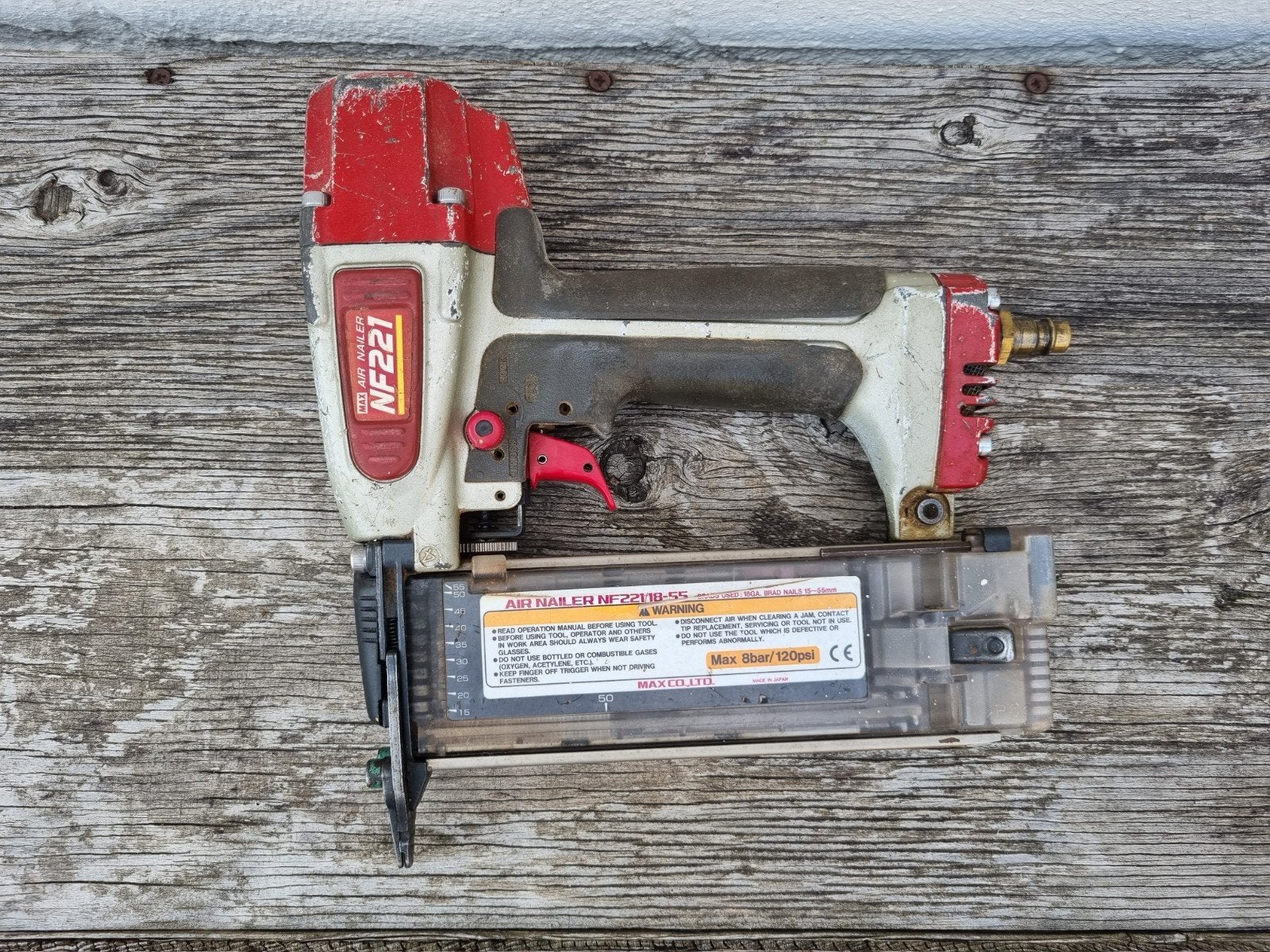 Pneumatisch spijkerpistool, Ophalen of Verzenden, Gebruikt, Tacker/nietmachine, Overige merken