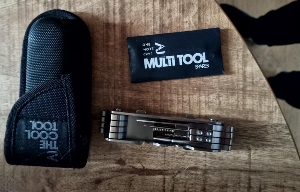Te koop one more cast multitool, Ophalen of Verzenden