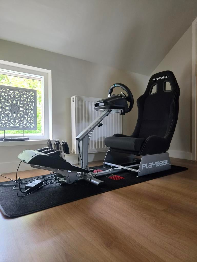 Playseat Evolution Black met Logitech G29 Stuur & Pedalen, Spelcomputers en Games, Spelcomputers | Sony PlayStation Consoles | Accessoires