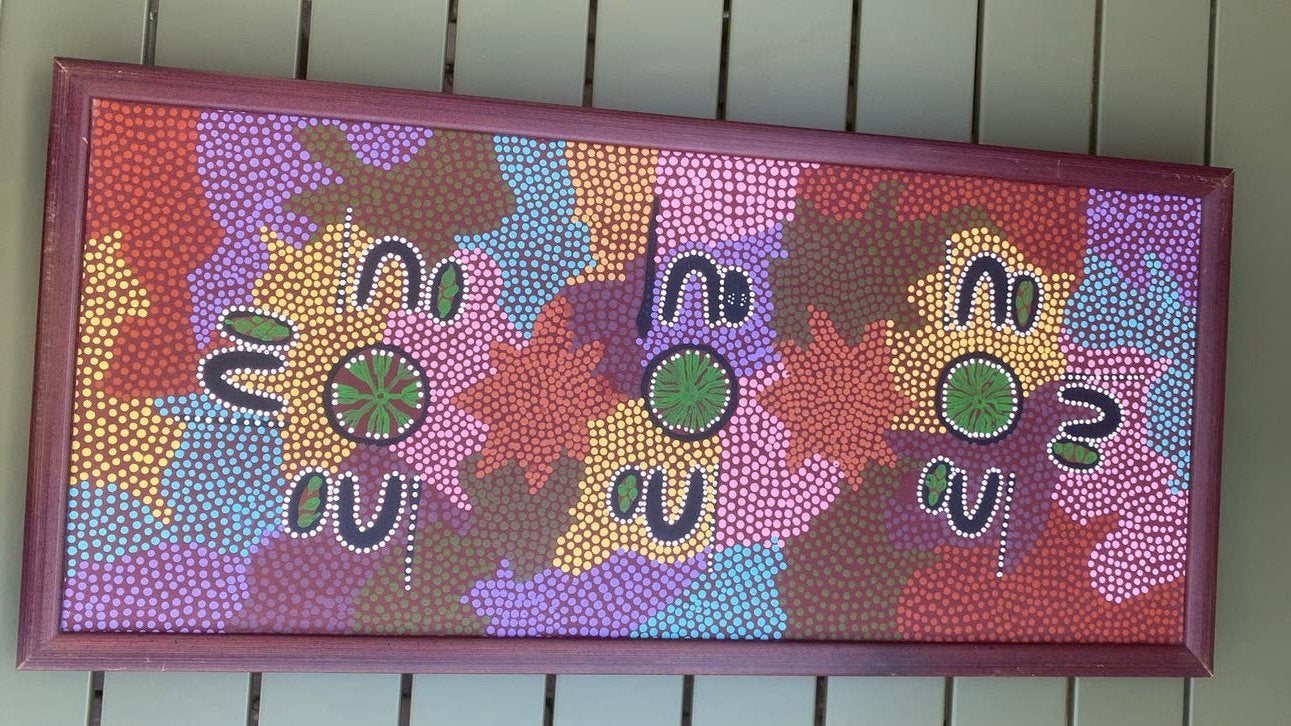 Aboriginal kunst schilderij '7 Sisters' door Ida Abbott, Antiek en Kunst, Verzenden, Meerkleurig, Geschilderd, Overige herkomsten