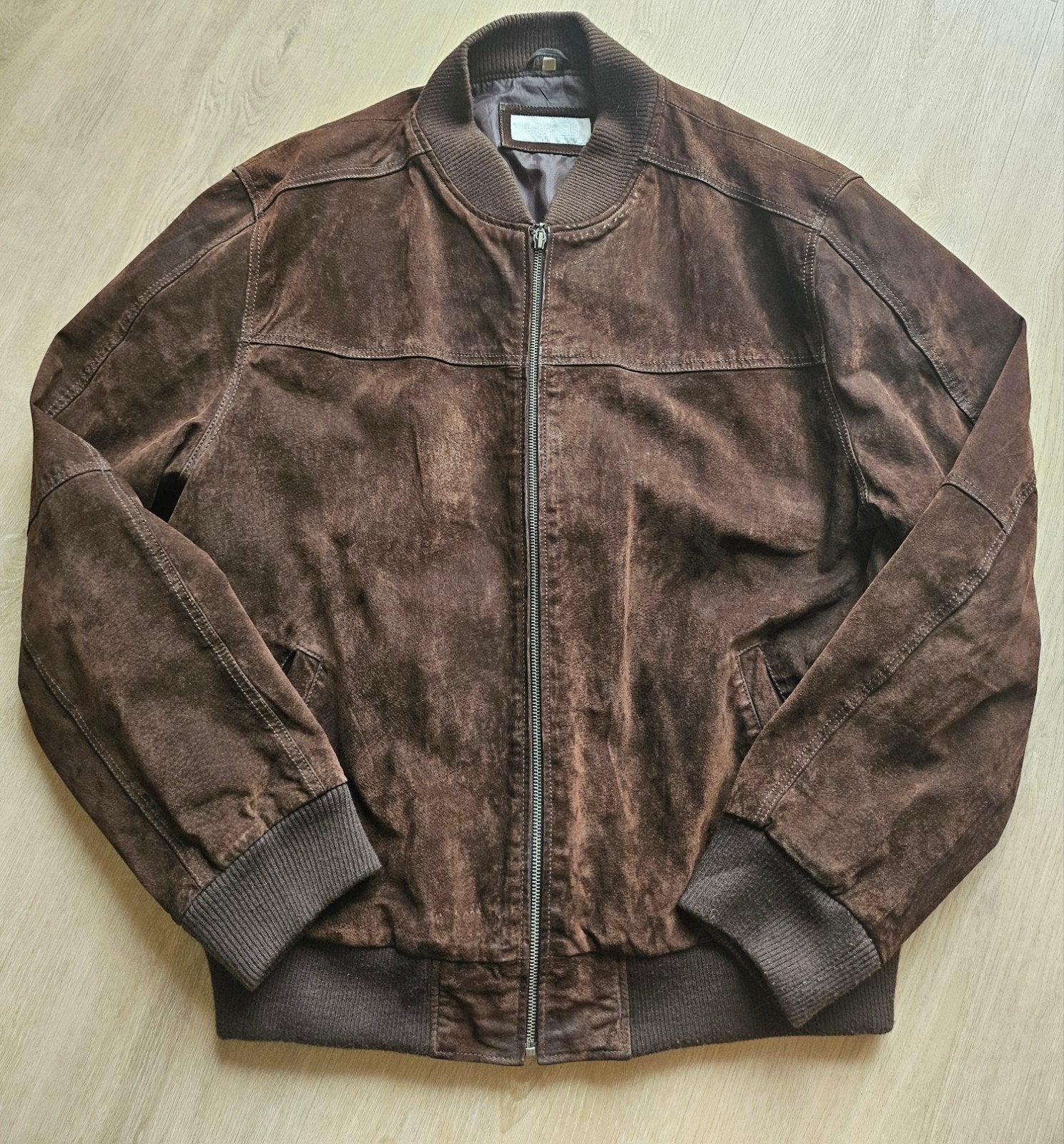 Essentials suède bomberjack - bruin - maat XXL, Bruin, Overige maten, Ophalen of Verzenden, Essentials