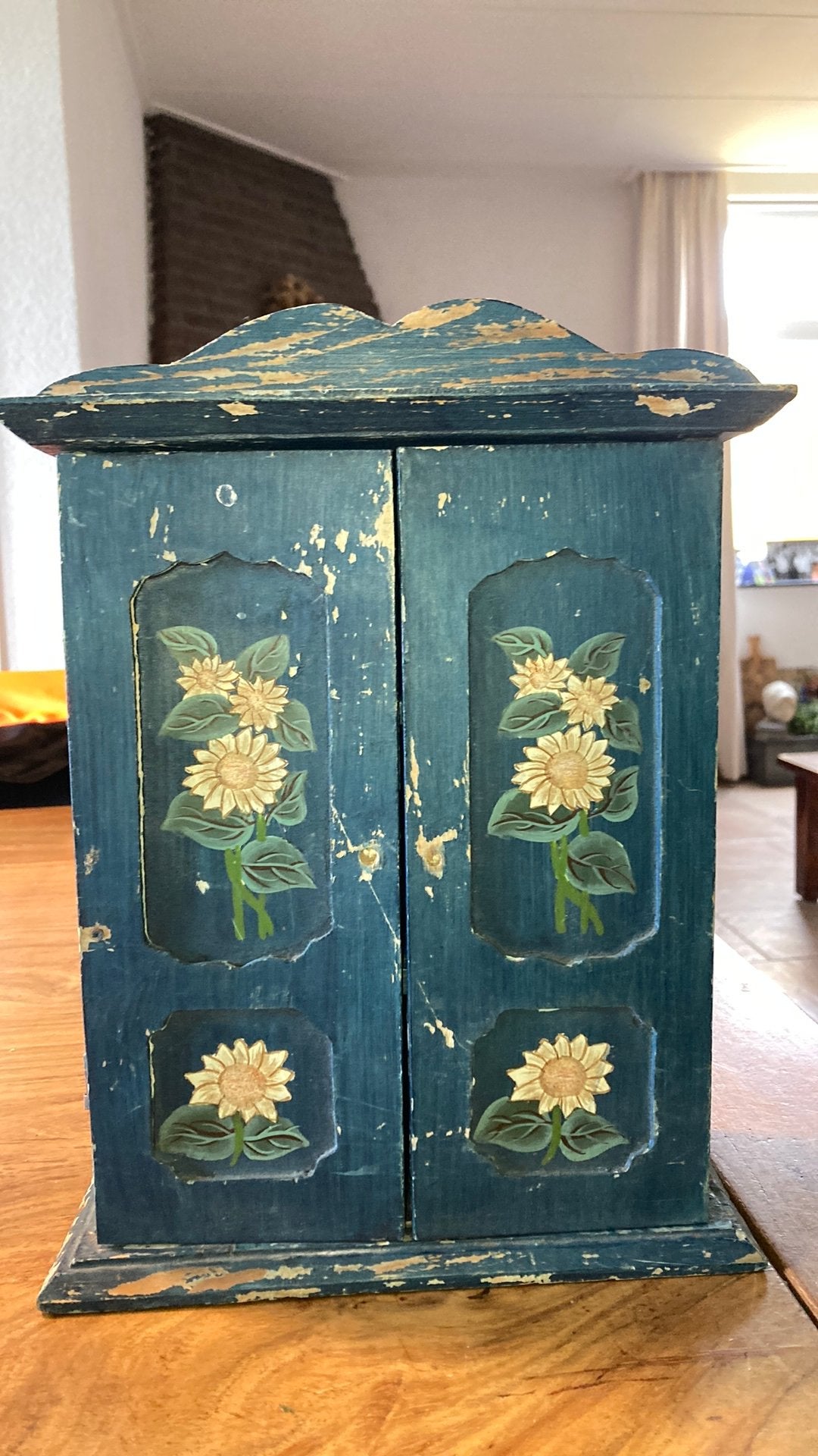 Uniek handbeschilderd houten miniatuur kastje, Ophalen of Verzenden