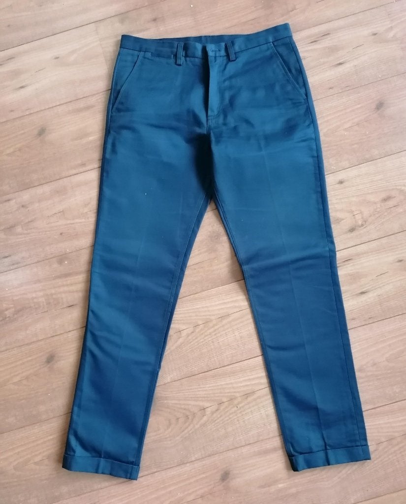 MOOIE donkerblauwe broek van FRED PERRY mt. 32, Ophalen of Verzenden, Zo goed als nieuw, Blauw, Fred Perry