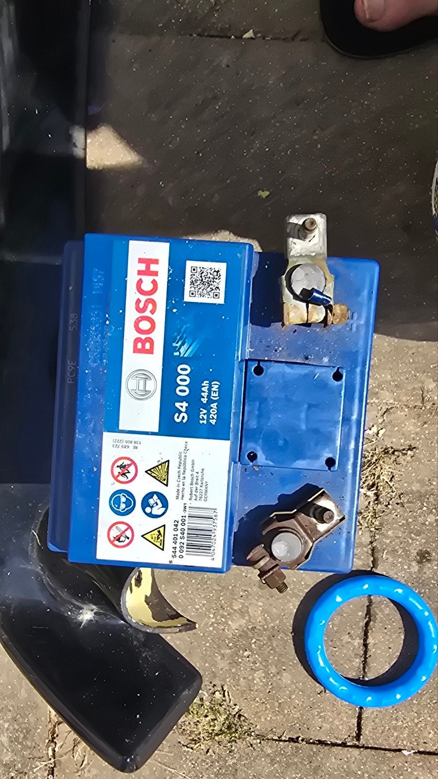 Bosch S4 000 accu 12V 44Ah 420A (EN) - Gebruikt, Auto-onderdelen, Accu's en Toebehoren, Ophalen, Gebruikt