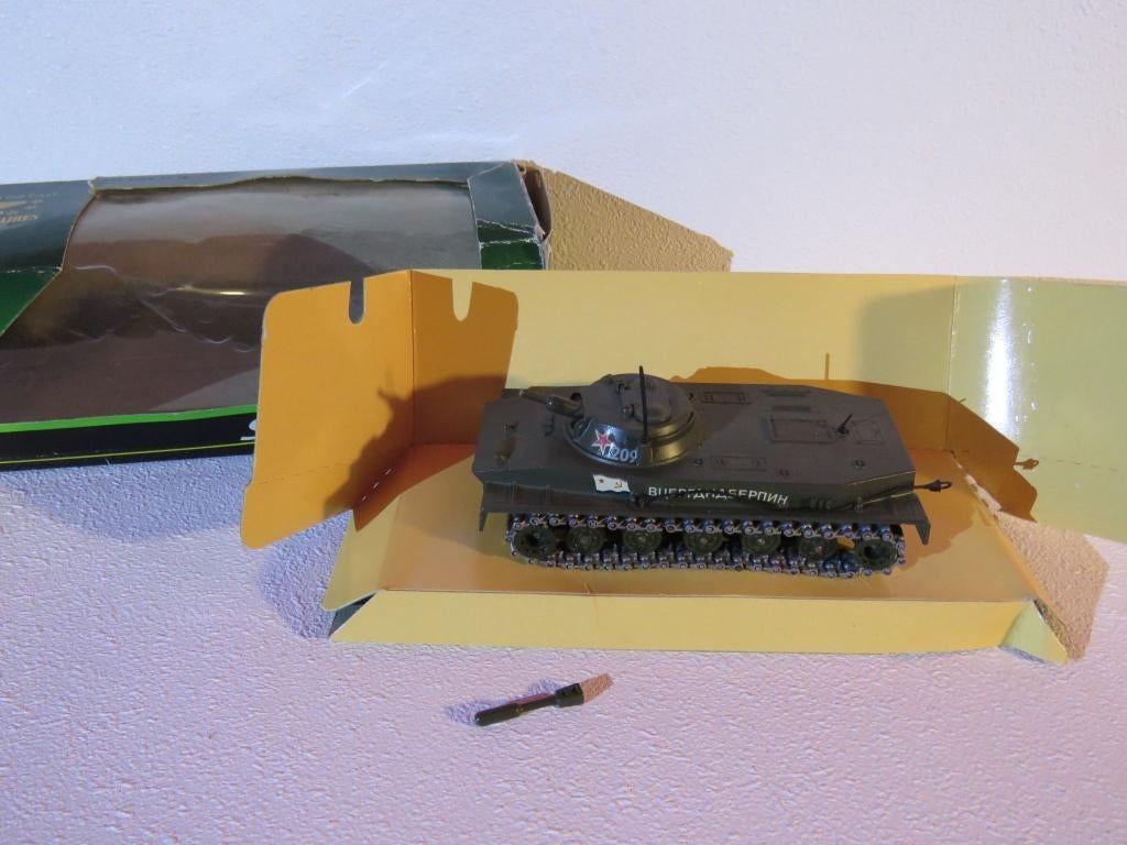 Solido legervoertuig 6075 PT 76 Loop afgebroken, Ophalen of Verzenden, Gebruikt, Bus of Vrachtwagen, Overige merken