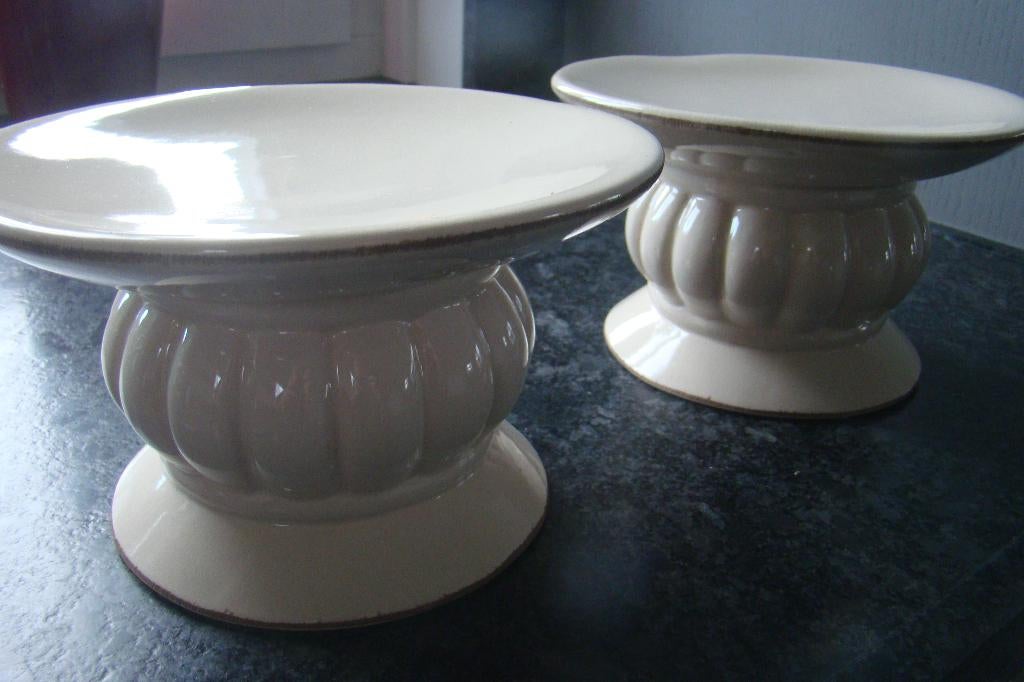 2 nieuwe creme kleurige kandelaars, Overige materialen, Nieuw, Ophalen of Verzenden, Crème